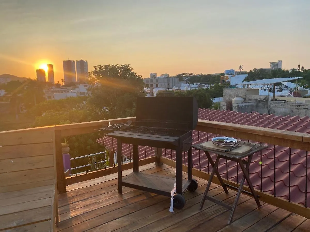Wandering Monkey Guesthouse Mazatlán Pensjonat